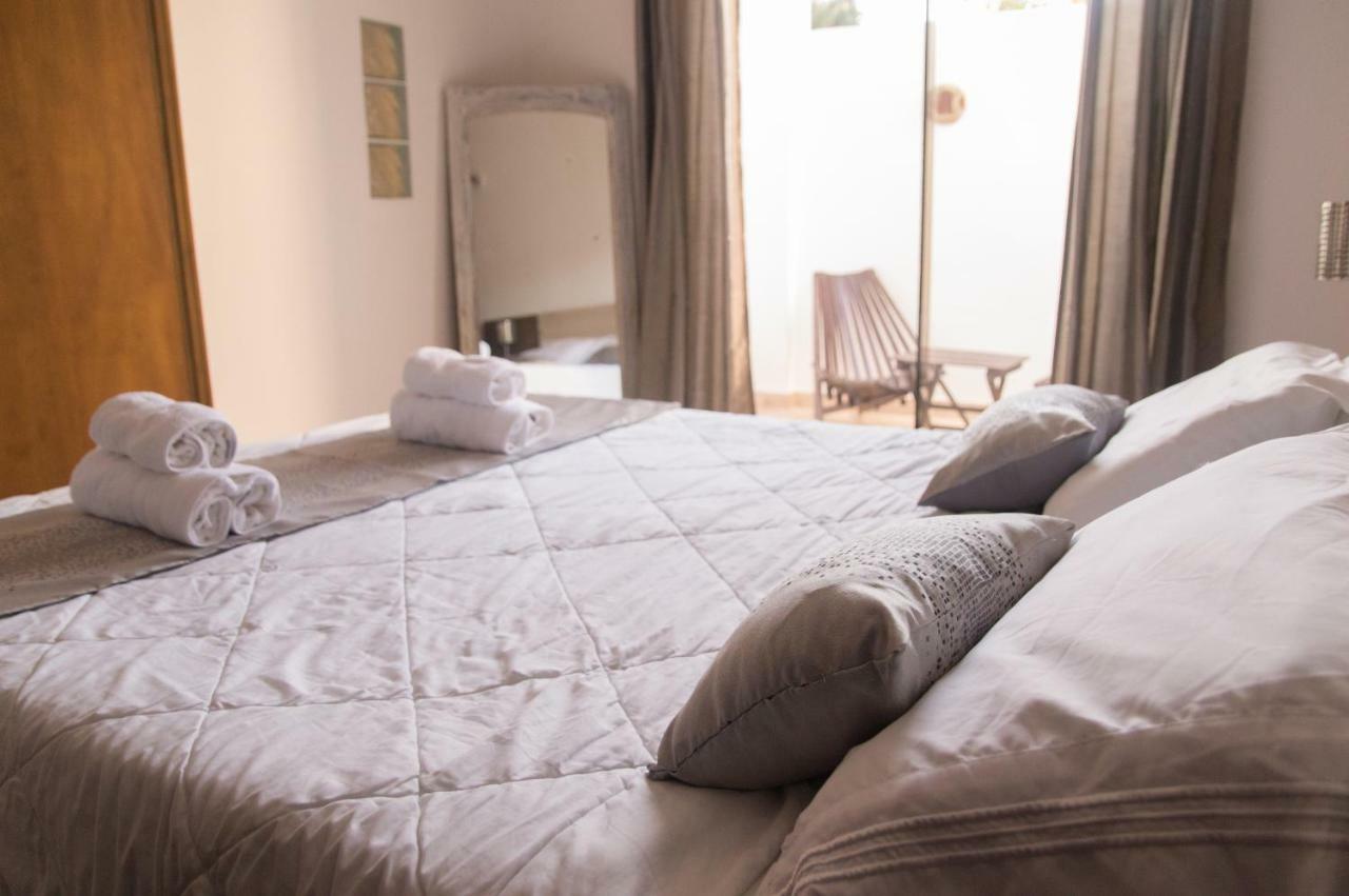 La Riviera Aparthotel Fernando de la Mora Bagian luar foto