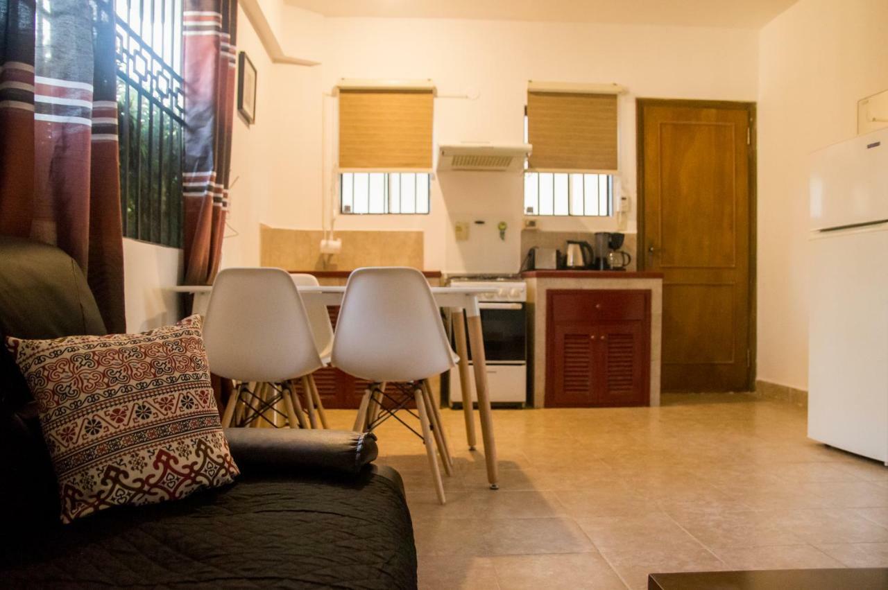 La Riviera Aparthotel Fernando de la Mora Bagian luar foto